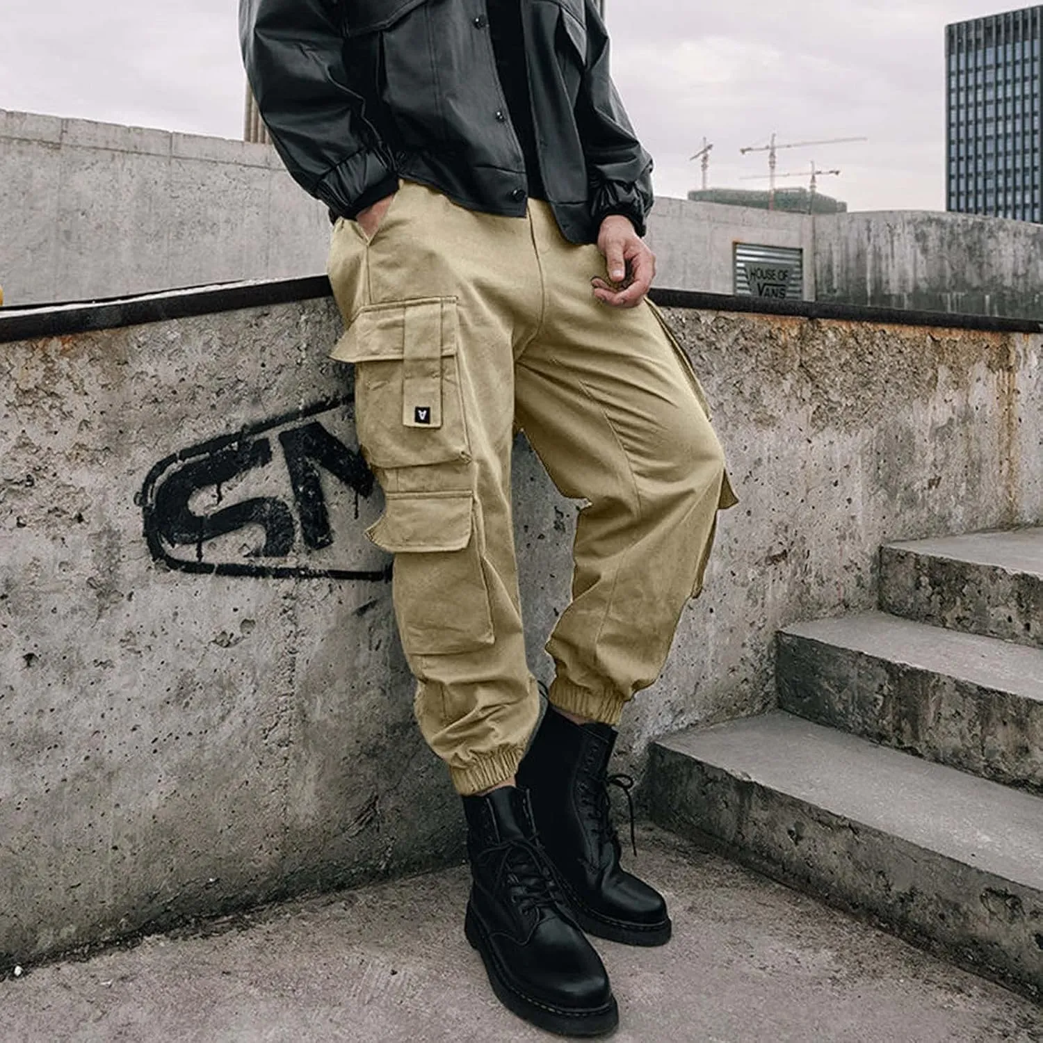 Mens Workout Cargo Sweatpants Straight-Fit Mens Cargo Pants Wild Outdoor Lightweight Mens Work Pants with Multipocket