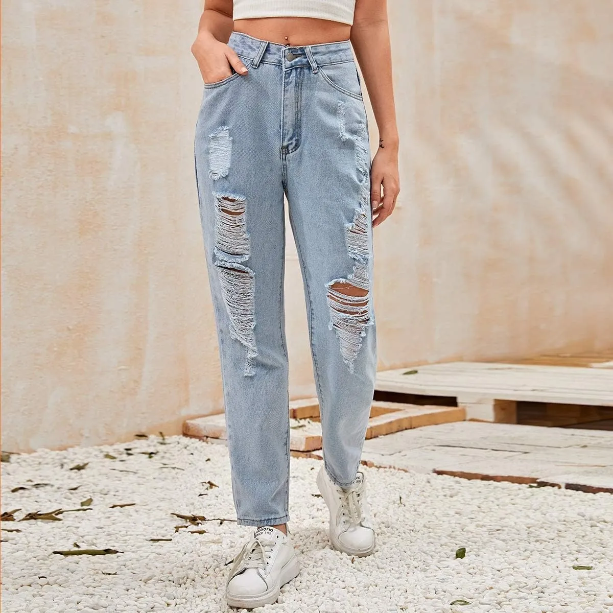 SweatyRocks Women's Ripped Boyfriend Jeans Distressed Denim Ankle Length Jeans