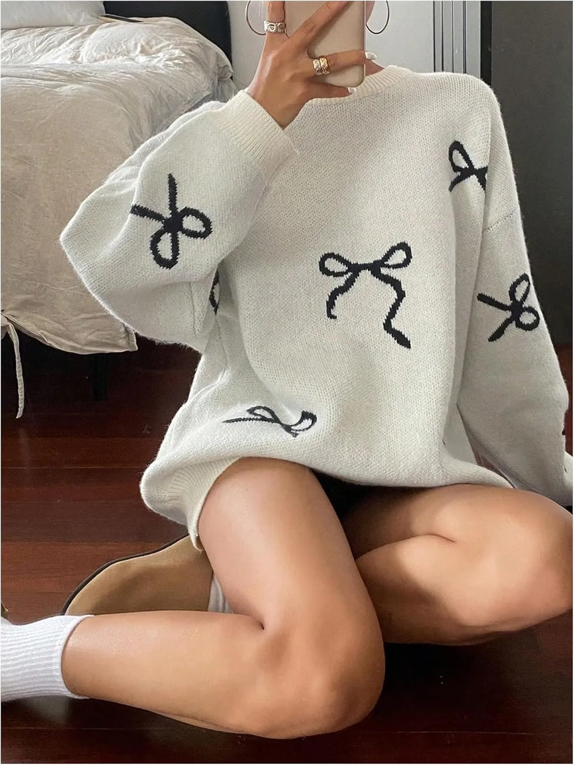Women's Bow Print Sweater Long Sleeve Crew Neck Knit Oversized Pullovers Sweaters
