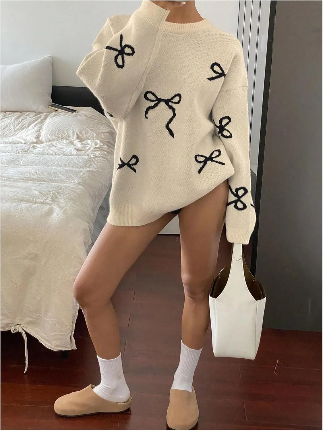 Women's Bow Print Sweater Long Sleeve Crew Neck Knit Oversized Pullovers Sweaters