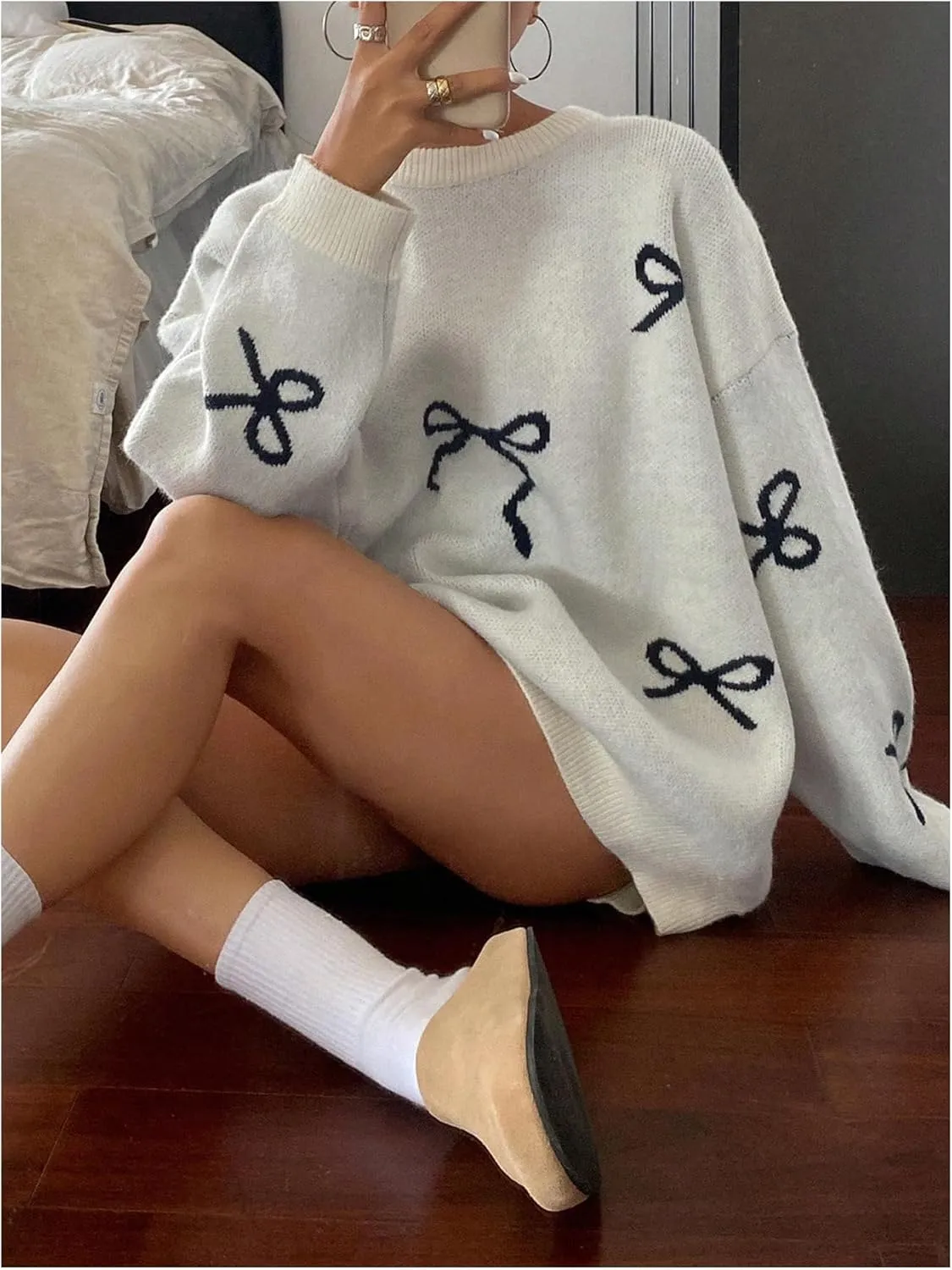 Women's Bow Print Sweater Long Sleeve Crew Neck Knit Oversized Pullovers Sweaters