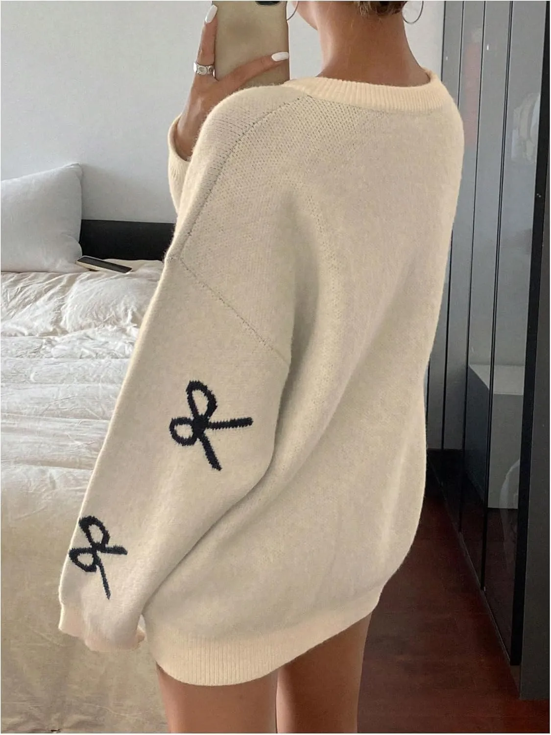 Women's Bow Print Sweater Long Sleeve Crew Neck Knit Oversized Pullovers Sweaters