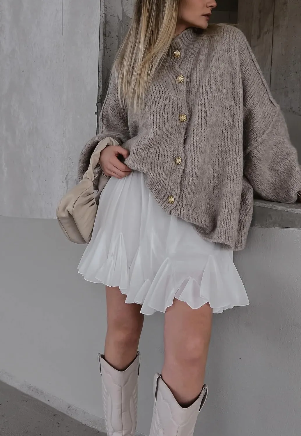 Women's Button Down Cardigans Oversized Chunky Knit Sweater Long Sleeves Turtleneck Outwear