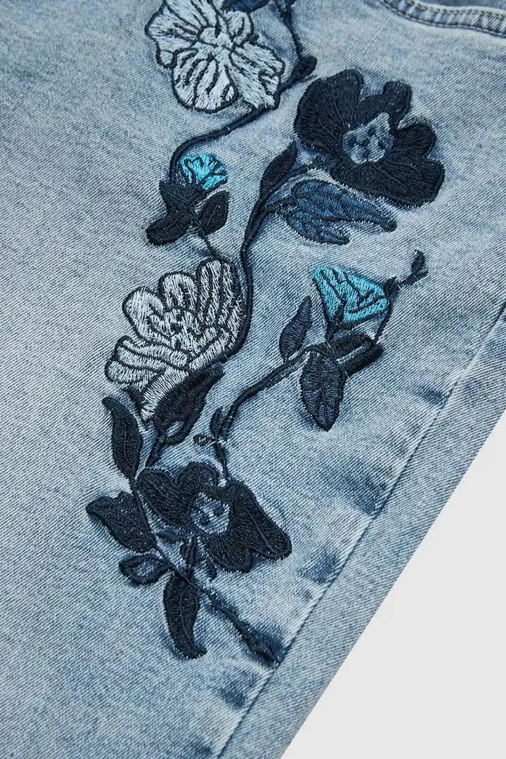 Women's Floral Embroidered Distressed Boyfriend Jeans Denim Pants
