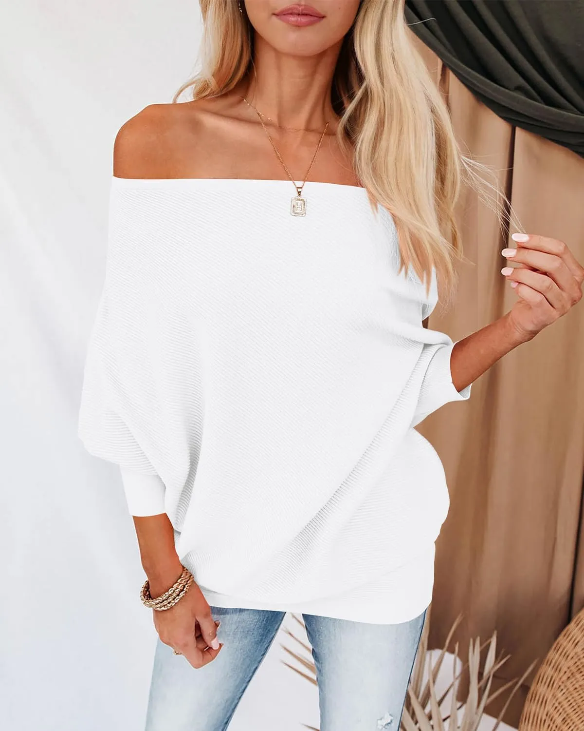 Zenlonr Women's Fall Sweaters 2025 Casual Long Batwing Sleeve Loose Off Shoulder Knit Pullovers Jumper Tops